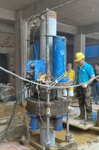吕梁离石区静压桩加固